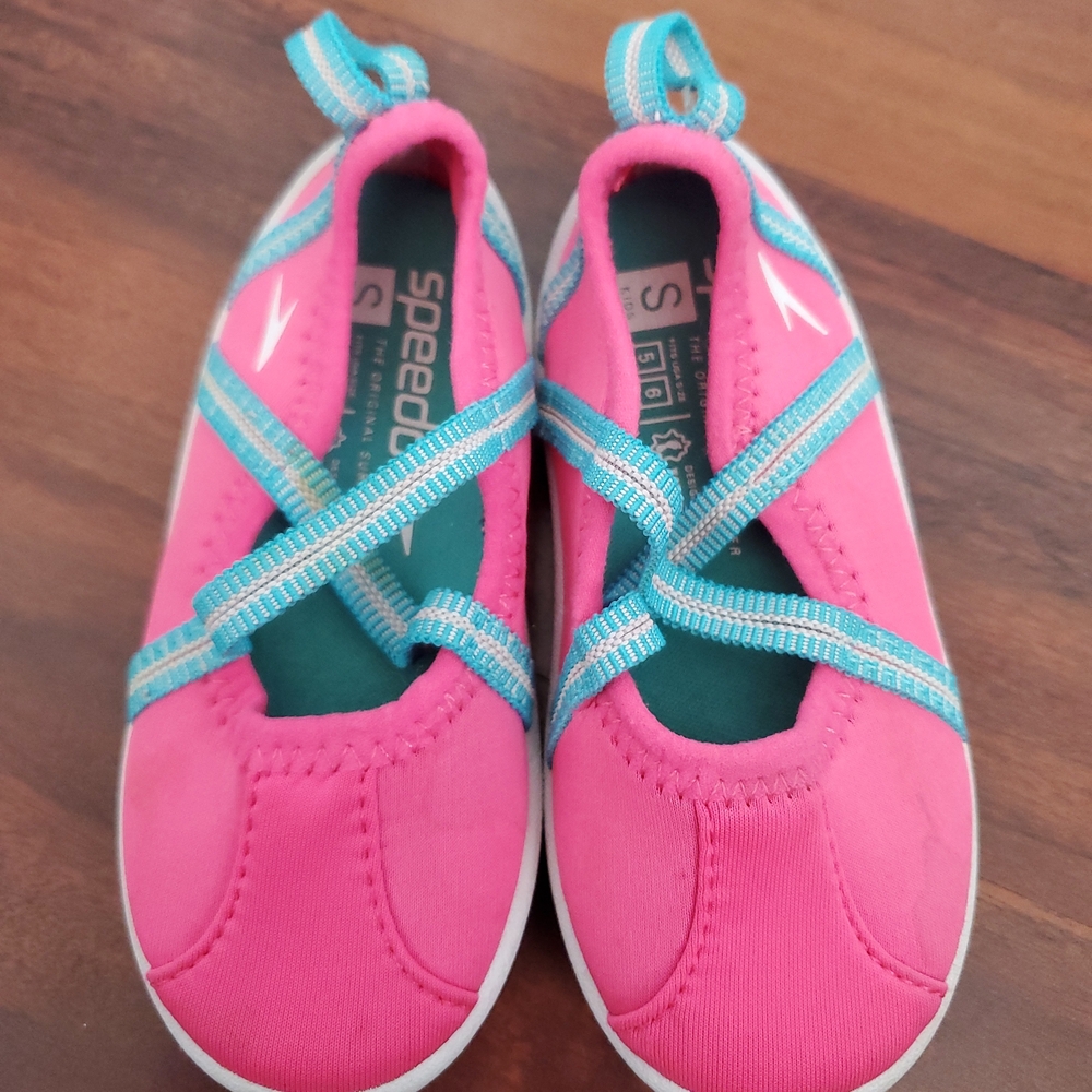 Speedo Kids Water Shoes in Pink and Blue